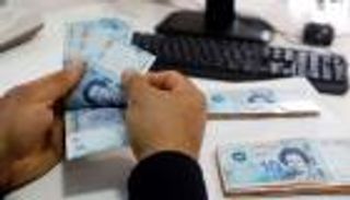 تونس تسدد نصف مليار دولار من ديونها.. وتخاطر بسعر صرف الدينار