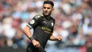 رياض محرز ينتفض دفاعا عن نفسه داخل مانشستر سيتي