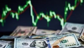 ارتفاع الدولار وأسهم أوروبا وأمريكا