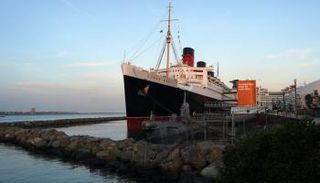 السفينة كوين ماري تحولت إلى فندق مرعب