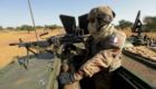 الجيش الفرنسي يقتل 2 من قياديي داعش في مالي