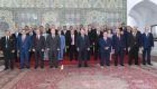 رجل "الصندوق الأسود" يبدأ عمله.. حكومة الجزائر في مهمة "صعبة"