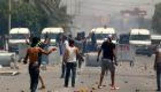 مواجهات بين متظاهرين والأمن وسط العاصمة التونسية