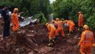 9 قتلى في انهيار أرضي بشمال الهند