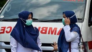 إندونيسيا تمدد قيود كورونا