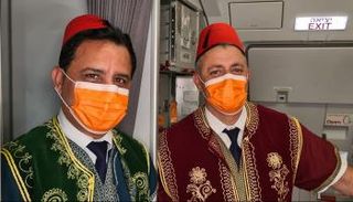 أفراد طاقم الطائرة الإسرائيلية المتوجهة إلى المغرب