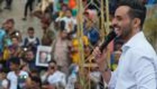 عمار العزكي.. فنان يمني ممنوع من إسعاد جمهوره في تعز