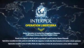 تعاون بين الإمارات والإنتربول لوقف عمليات الاتجار بالبشر