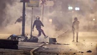 إلقاء المعارضين من فوق المباني.. حركة النهضة نحو مصير إخوان مصر