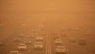 7 قتلى وتصادم 20 سيارة في عاصفة رملية بأمريكا