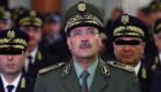 فضيحة جنرال جزائري هارب.. اكتشاف "مغارة علي بابا" بمنزله