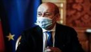 فرنسا تدعو إلى تشكيل حكومة "ذات كفاءة" في لبنان