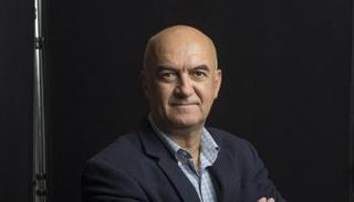 الكاتب التركي ياوز بايدر