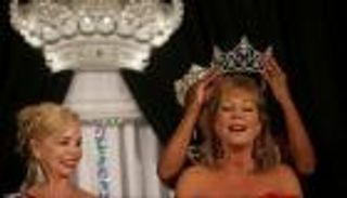 صور: العمر مجرد رقم.. كيمبرلي جيدي ملكة جمال تكساس لكبار السن