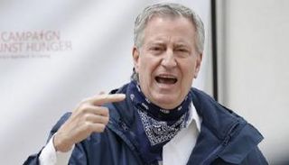 عمدة مدينة نيويورك بيل دي بلاسيو