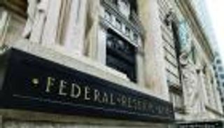 الفيدرالي الأمريكي يثبت أسعار الفائدة ويتعهد بالمراقبة