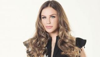 الفنانة اللبنانية نيكول سابا