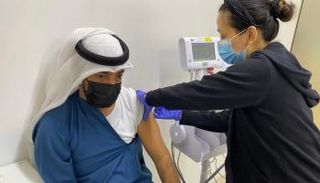 تطعيمات فيروس كورونا في الإمارات
