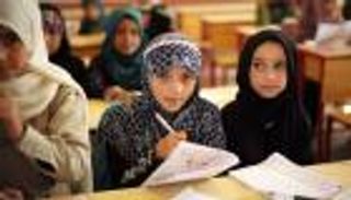 كورونا والعام الدراسي في اليمن.. بداية مبكرة تحسبا لموجات الجائحة