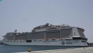 سفينة MSC Bellissima ترسو في ميناء جدة الإسلامي