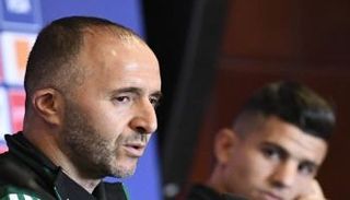 جمال بلماضي مع يوسف عطال