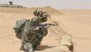 الجزائر تواجه مخاطر أمنية غير مسبوقة.. وخبير: "تطويق استراتيجي"