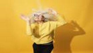 الرقص يعزز صحة النساء في "سن اليأس"