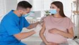 بريطانيا تدعو الحوامل للتطعيم ضد كورونا تجنباً لمخاطر "دلتا"