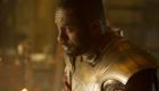 مفاجأة فيلم "ثور".. "الحب والبرق" يعيد البطل من الموت