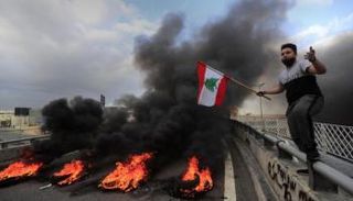 لبنان.. عامان من الأزمات