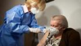 ألمانيا تعتزم تطعيم هذه الفئات بجرعة ثالثة من لقاح كورونا