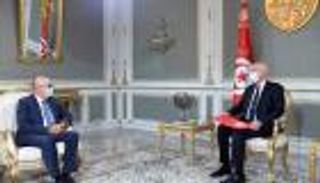 قيس سعيد يصف الإخوان بـ"الحيتان والقروش" ويوجه رسالة للتونسيين