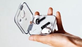 السماعة اللاسلكية Ear 1 الجديدة 