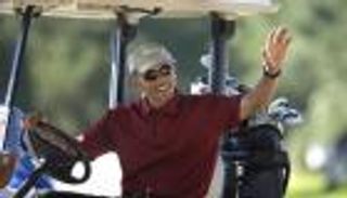 في عيد ميلاده الستين.. حرب كمامات "جمهورية" على أوباما