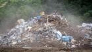 صور.. أكوام النفايات تتكدس في ألمانيا إثر فيضانات كارثية