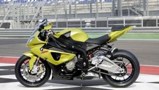  دراجة طراز S1000RR