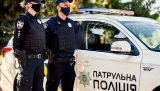 عنصران من الشرطة الأوكرانية - أرشيفية