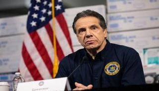 الحاكم الديمقراطي لنيويورك أندرو كومو 