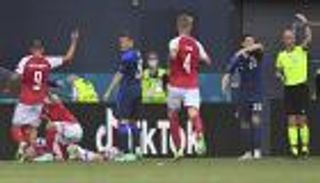 "الأصعب في مسيرتي".. حكم الدنمارك وفنلندا يروي كواليس سقوط إريكسن