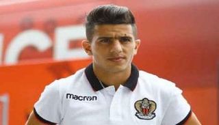 يوسف عطال لاعب نيس الفرنسي