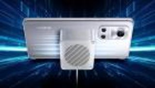 ريلمي تكشف عن أسرع شاحن مغناطيسي في العالم