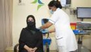 الإمارات تتخطى حاجز 17 مليون جرعة من لقاح كورونا