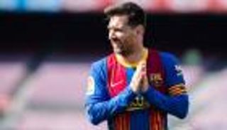 "برج إيفيل" يثير التكهنات بشأن مستقبل ميسي