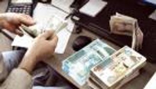  الدينار الأردني يتحول إلى "عملة صعبة" في غزة