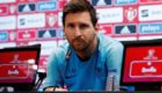 ميسي يكشف كواليس رحيله عن برشلونة الأحد