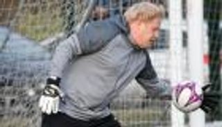 جونسون يحصن "الكرة الإنجليزية" من "المنشقين" بقوانين صارمة 