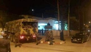 تمركز عناصر الجيش التونسي عند نقطة أمنية - أرشيفية