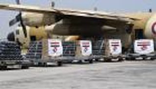 معدات طبية وأكسجين.. مصر ترسل 3 طائرات عسكرية إلى تونس 