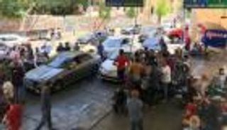 محطات الوقود بلبنان تتحول لـ"مسرح جريمة".. سقوط قتيل بعد خلاف على "التعبئة"