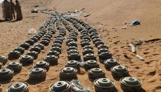 جانب من ألغام مليشيات الحوثي التي زرعتها في اليمن